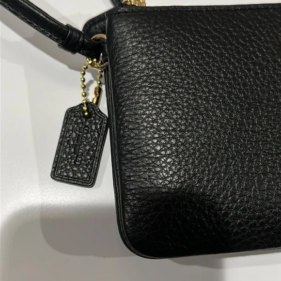 🌸NEW COACH Double Corner Zip Wristlet Black/Gold With Tags. - Picture 5 of 14